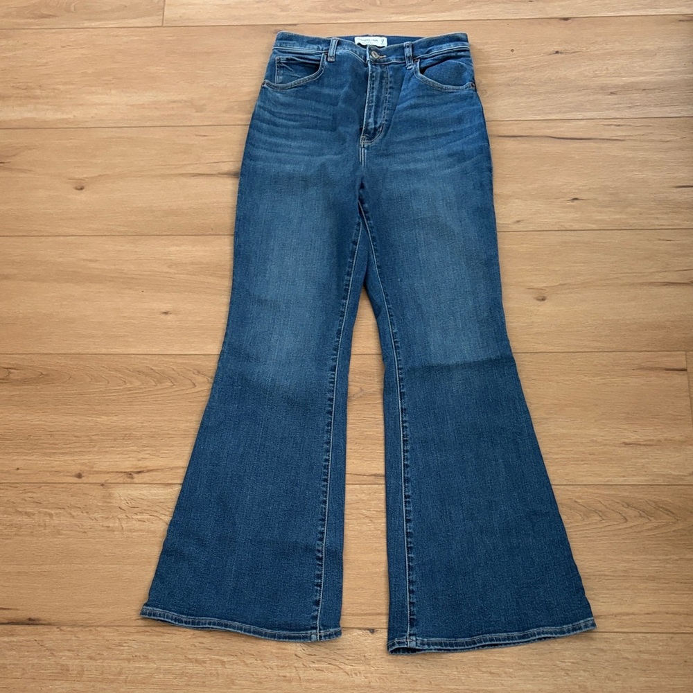 Abercrombie & Fitch Dark Blue High-Rise Flare Jeans Curve Love High Rise